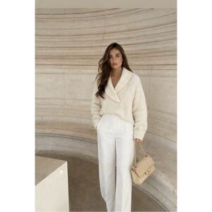 Elegant Cream Ribbed Knit Sweater